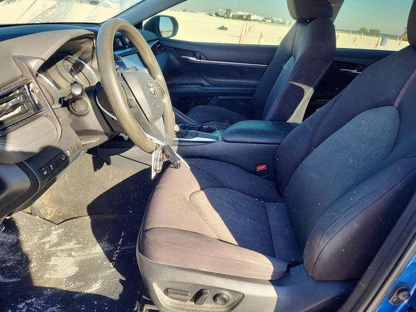 2020 TOYOTA CAMRY — DENT