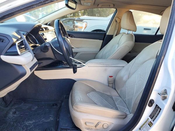 2018 TOYOTA CAMRY L/LE/SE/XLE — DENT