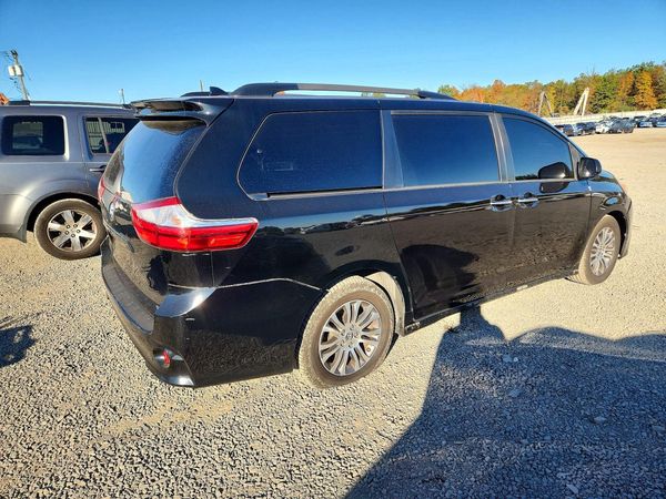 2019 TOYOTA SIENNA — PSRA