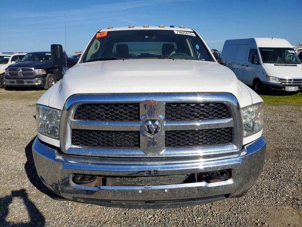 2017 RAM 2500 ST CREW CAB 4X4