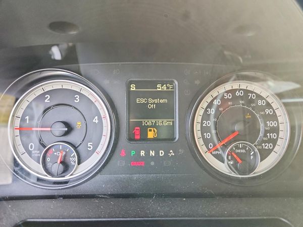 2017 RAM 2500 ST CREW CAB 4X4