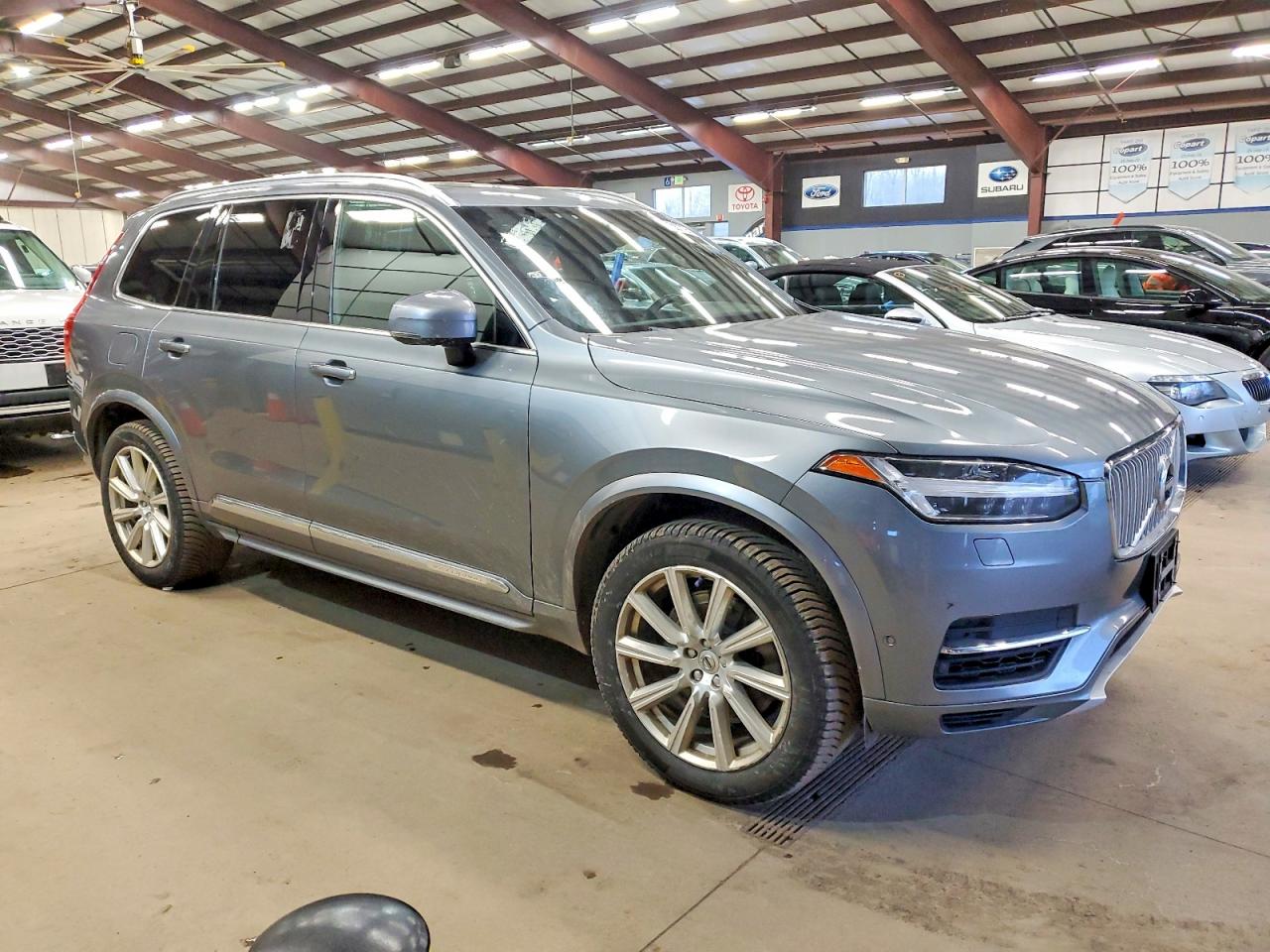 2016 VOLVO XC90