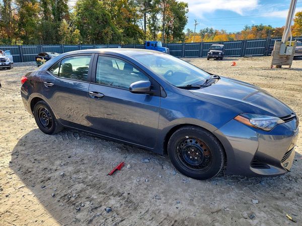 2019 TOYOTA COROLLA L/LE/SE/XLE/XSE — Passenger 3/4