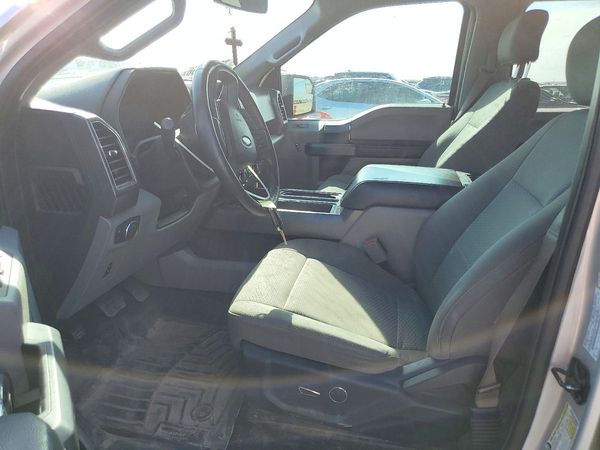 2017 FORD F150 SuperCrew — DENT
