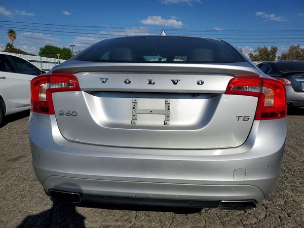 2016 VOLVO S60 SV33 Premier — DIRR