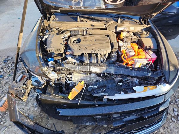 2026 HYUNDAI SONATA Blue — Engine bay