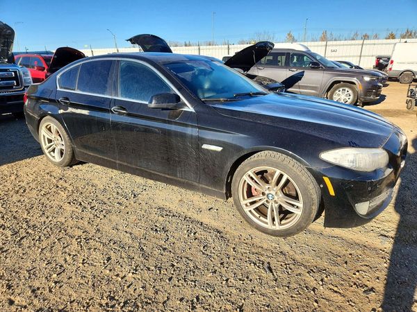 2013 BMW 528 — Passenger 3/4