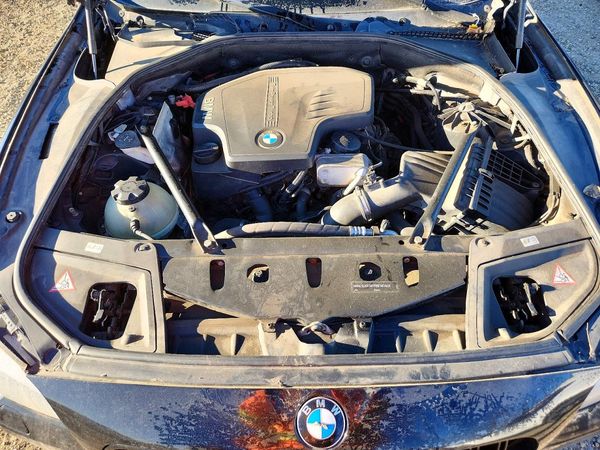 2013 BMW 528 — Engine bay