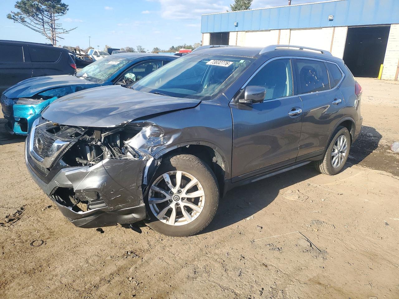 2018 NISSAN ROGUE — Front 3/4