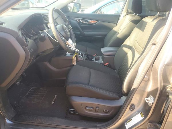 2018 NISSAN ROGUE — DENT