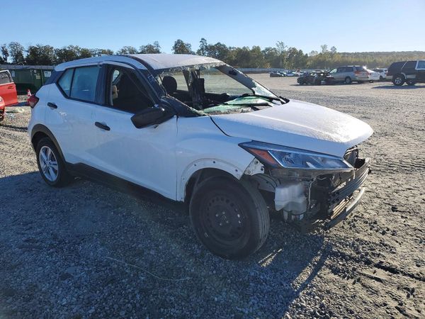 2021 NISSAN KICKS S — Passenger 3/4