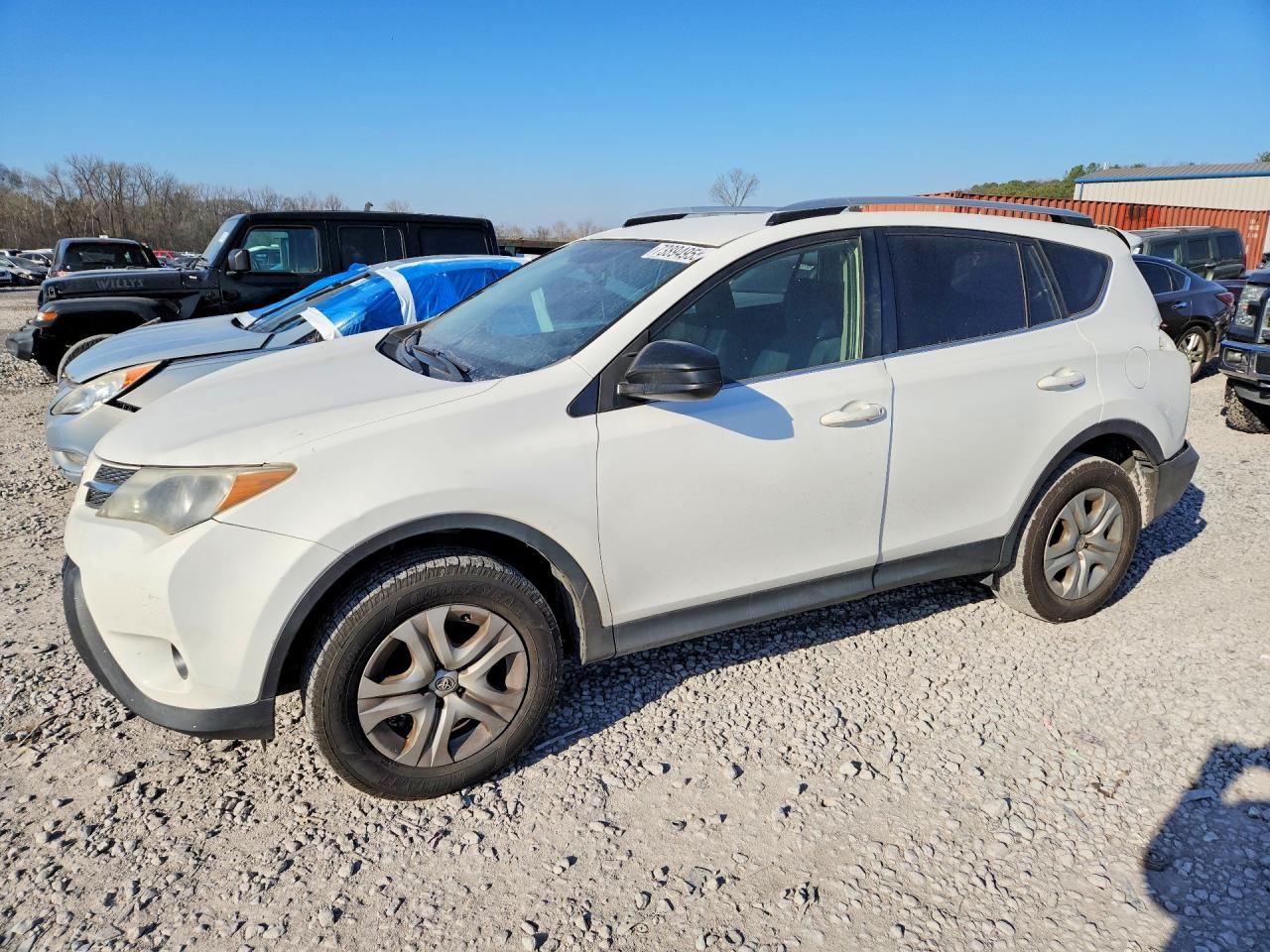 2014 TOYOTA RAV4 Standard — Front 3/4