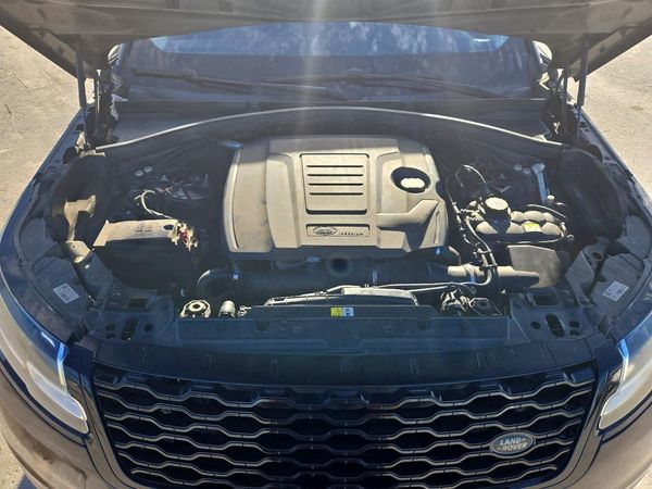 2019 LAND ROVER RANGE ROVER VELAR — Engine bay