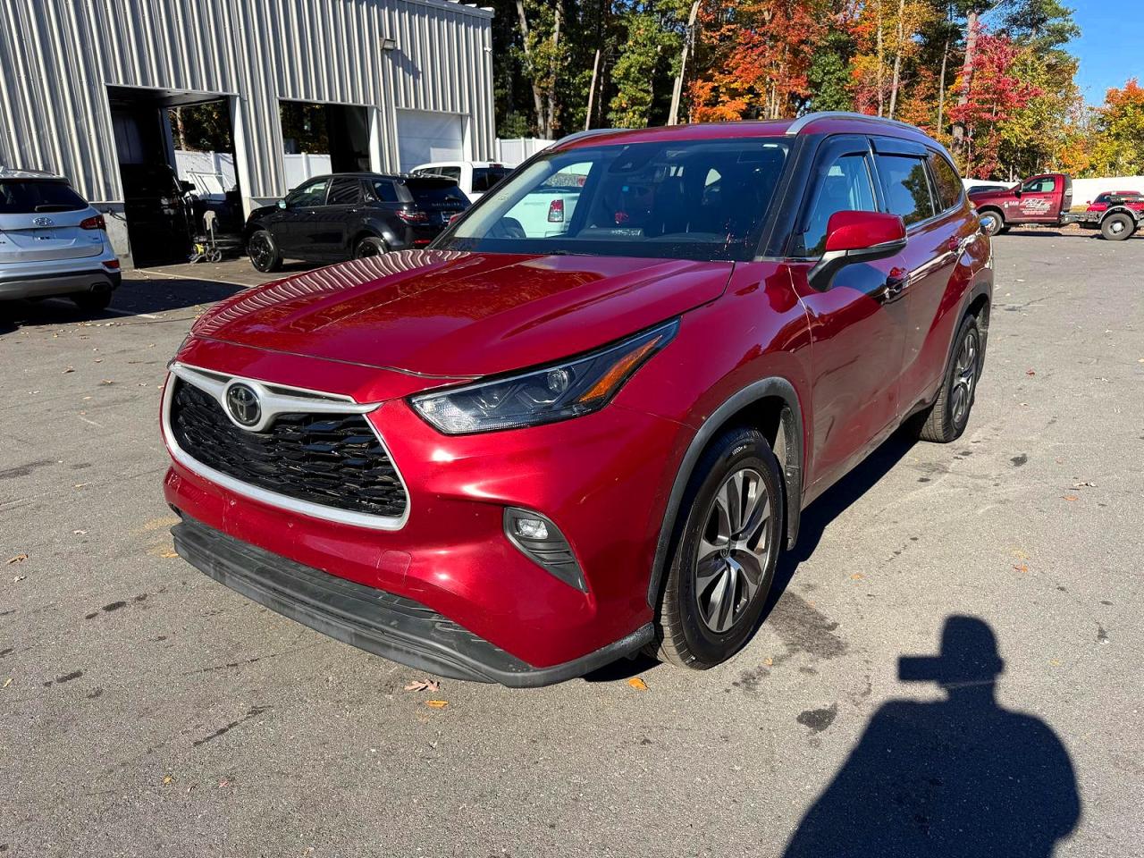 2022 TOYOTA HIGHLANDER XLE