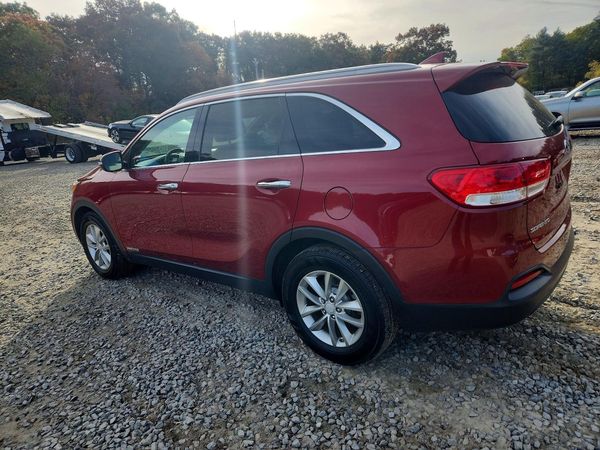 2017 KIA SORENTO L, LX — DSRA