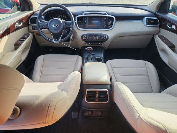 2017 KIA SORENTO L, LX — CKPT