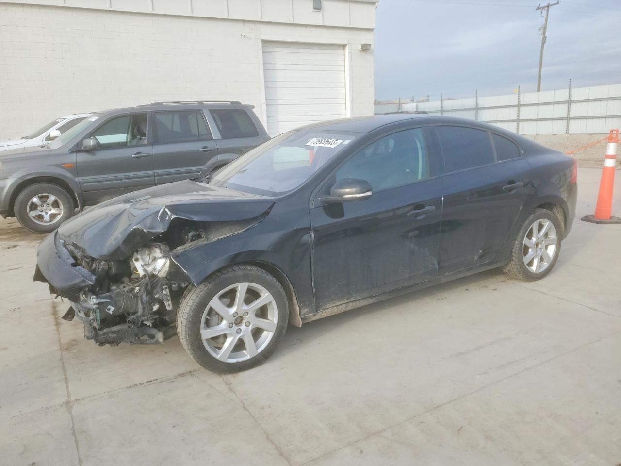 2014 VOLVO S60