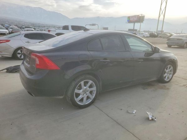2014 VOLVO S60