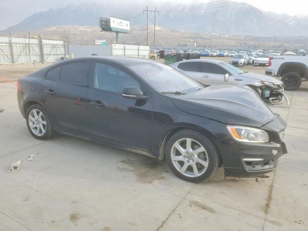 2014 VOLVO S60