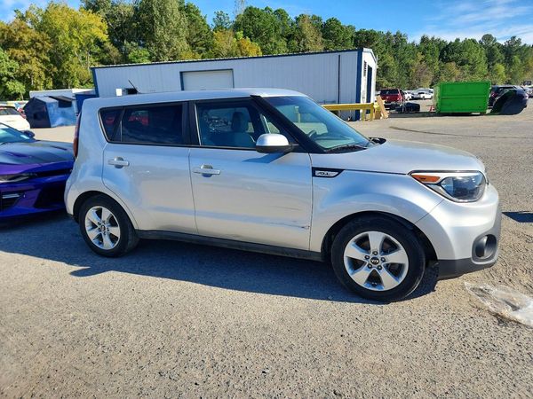 2019 KIA SOUL Base — Passenger 3/4