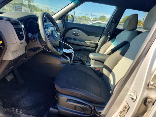 2019 KIA SOUL Base — DENT