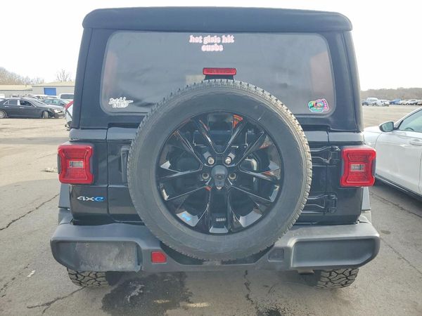 2023 JEEP WRANGLER Sahara 4XE