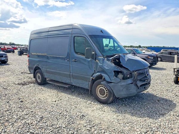 2018 MERCEDES-BENZ SPRINTER — Passenger 3/4