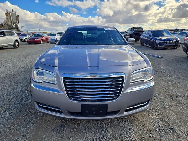 2013 CHRYSLER 300 Base/Limited — DIRF