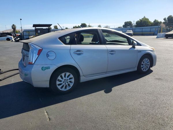 2014 TOYOTA PRIUS — PSRA