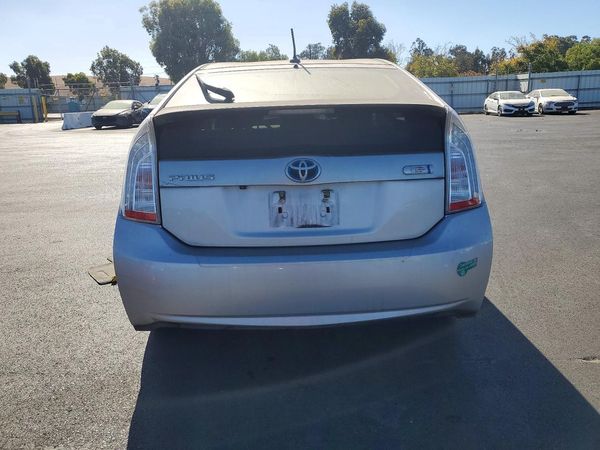 2014 TOYOTA PRIUS — DIRR