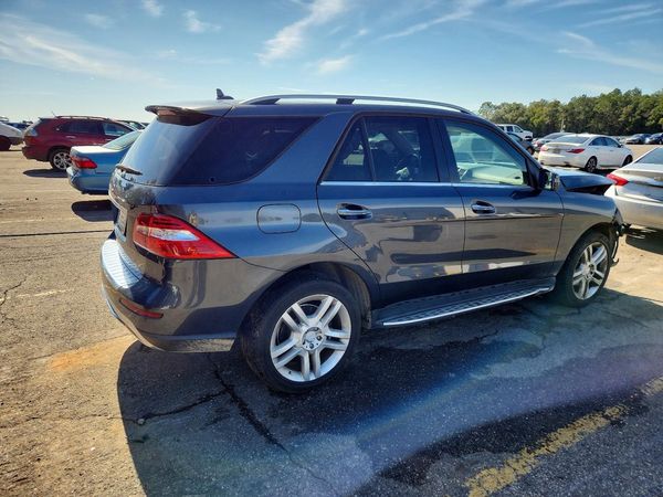 2015 MERCEDES-BENZ ML