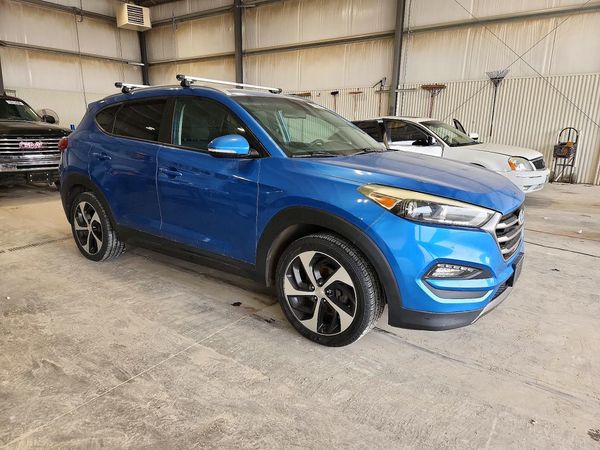 2016 HYUNDAI TUCSON — Passenger 3/4