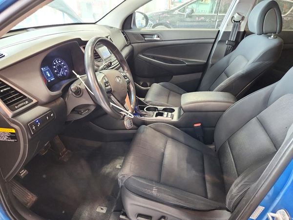 2016 HYUNDAI TUCSON — DENT