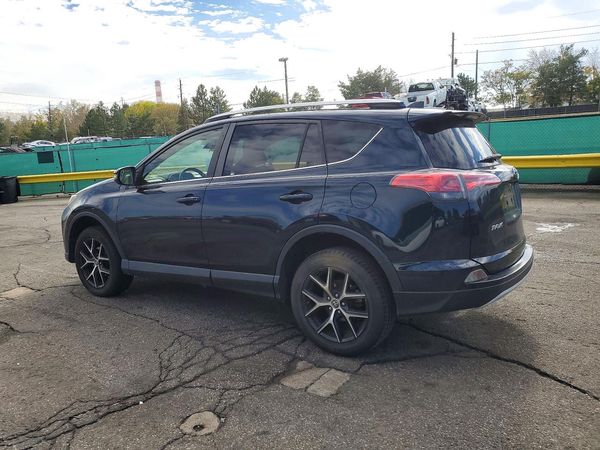2017 TOYOTA RAV4 SE — DSRA