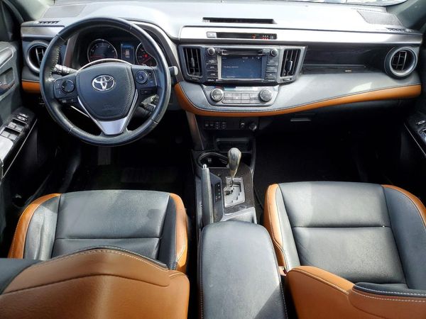 2017 TOYOTA RAV4 SE — CKPT