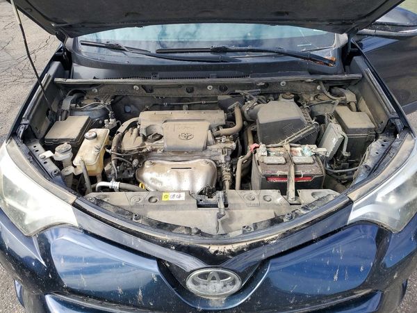 2017 TOYOTA RAV4 SE — Engine bay
