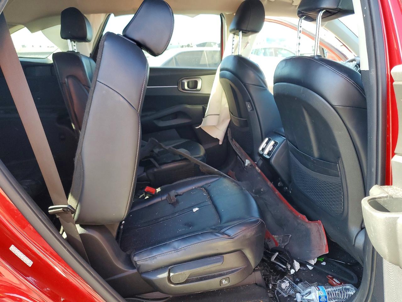 2022 KIA SORENTO S