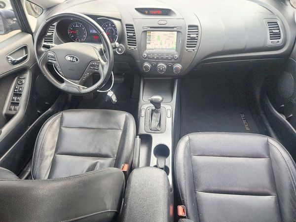 2016 KIA FORTE TOP (High Grade) — CKPT