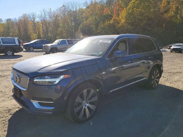 2022 VOLVO XC90 Inscription — Front 3/4