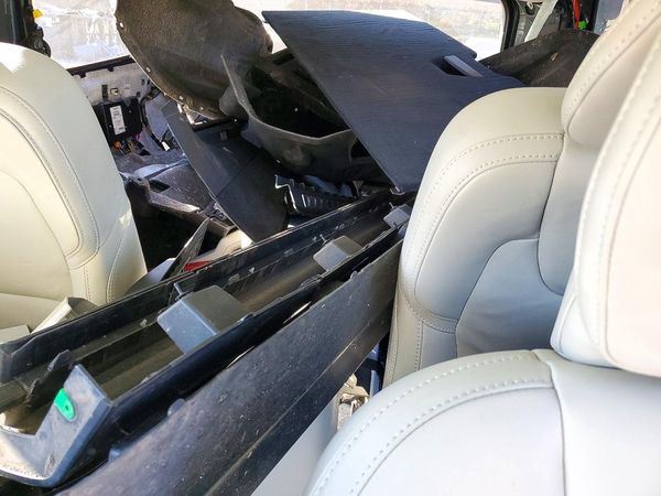 2022 VOLVO XC90 Inscription — SUVN