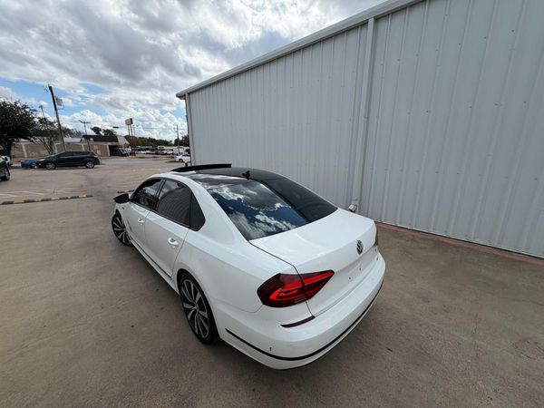 2018 VOLKSWAGEN PASSAT GT