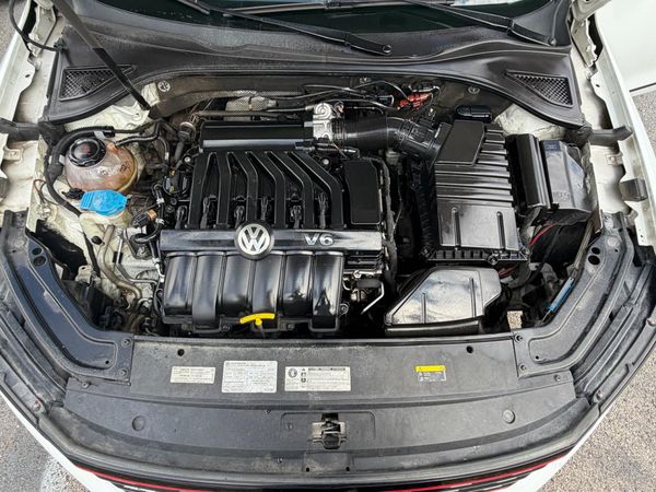 2018 VOLKSWAGEN PASSAT GT
