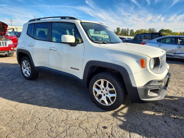 2015 JEEP RENEGADE — Passenger 3/4