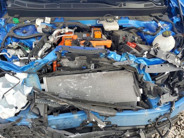 2025 CHEVROLET BLAZER RS — Engine bay