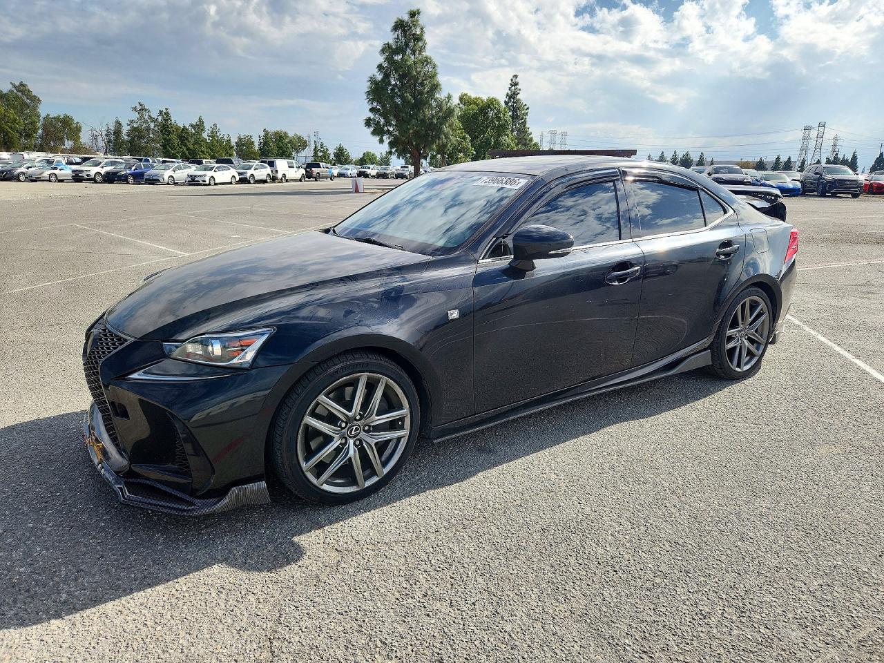 2017 LEXUS IS 200t — Front 3/4
