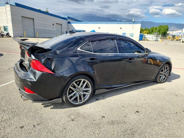 2017 LEXUS IS 200t — PSRA