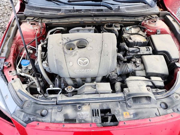 2016 MAZDA 3 SV/Base — Engine bay