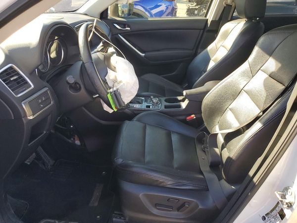 2016 MAZDA CX-5 Grand Touring/GT — DENT