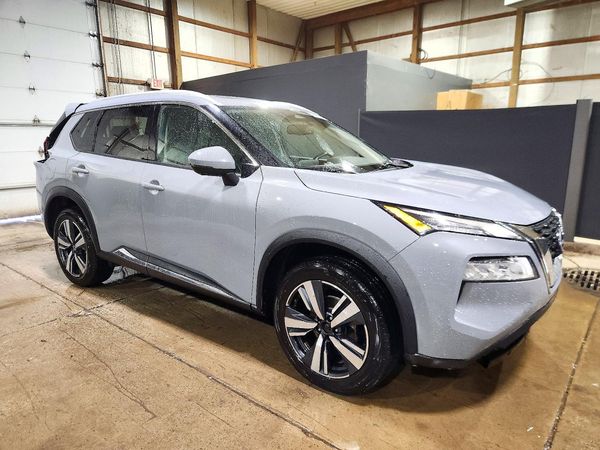 2023 NISSAN ROGUE SL — Passenger 3/4