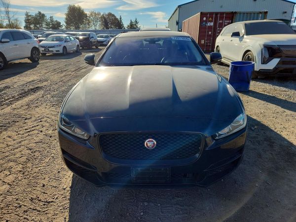 2018 JAGUAR XE Prestige — DIRF